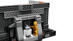 LEGO 75339 Star Wars Death Star Trash Compactor Diorama